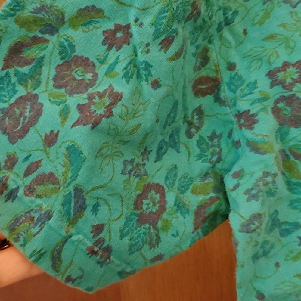 Ladies top - Picture 3 of 6